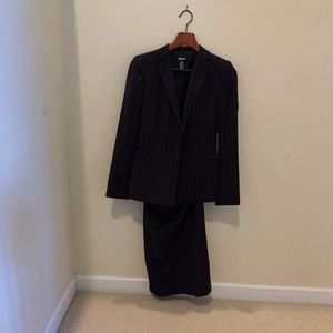 DKNY suit